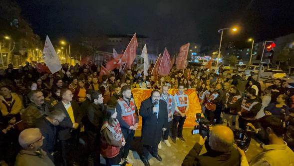 CHP'liler İmamoğlu için yürüdü!