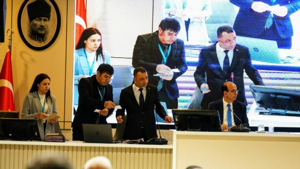 CHP Yeşilyurt Belediye meclis üyeleri istifa etti!