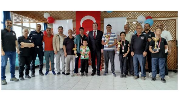 Arapgir'de 44 bin lira ödüllü satranç turnuvası
