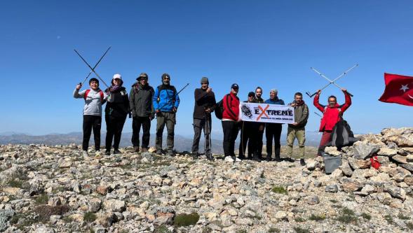 Malatya'da 19 Mayıs Ruhunu Beydağı'nın Zirvesine Taşıdılar