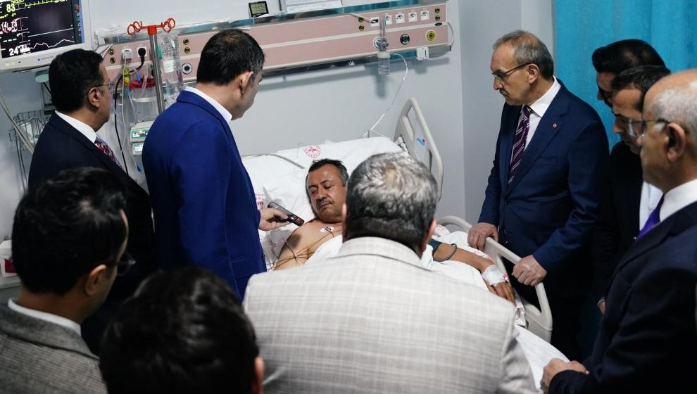 AK Parti'den açıklama: Bakan sağlığına kavuşunca görevine dönecek