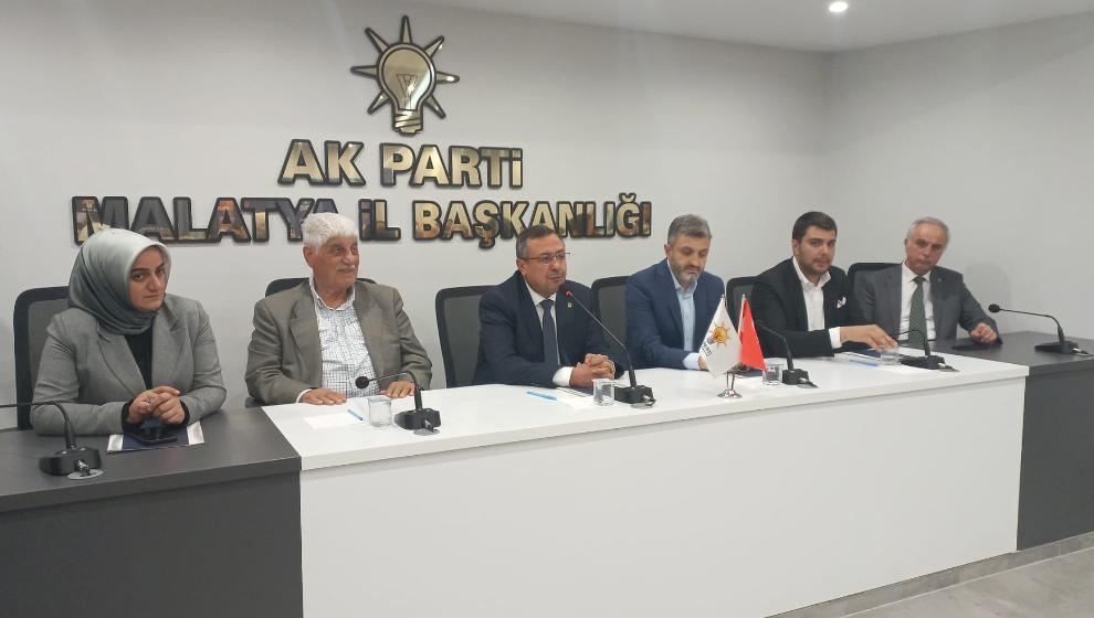 AK Partili Bakan görevinin başında!