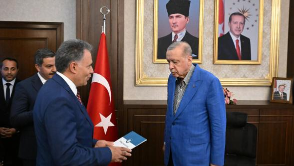 İnönü'de ağır hasar alan fakültelerin projeleri Cumhurbaşkanı Erdoğan'a verildi