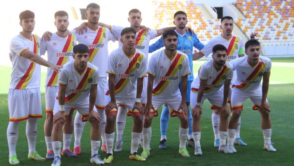 YMS Sportif Direktörü Sinan Alkış: "Futbolcularımız gönüllerin galibi oldu"