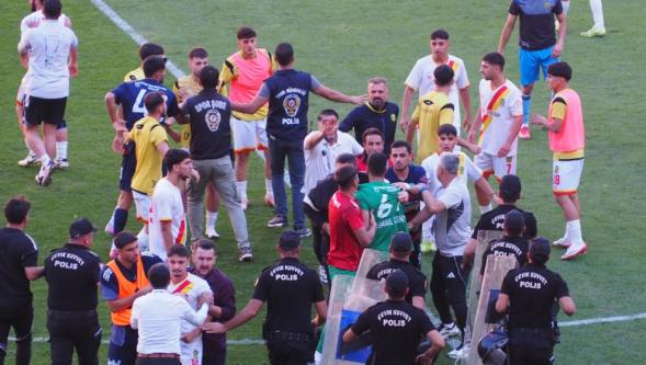YMS'nin kendi evinde 2-1 mağlubiyeti sahaya çevik kuvvet indirdi!