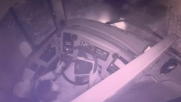 Malatya'da yolcu otobüsüne silahlı saldırı!