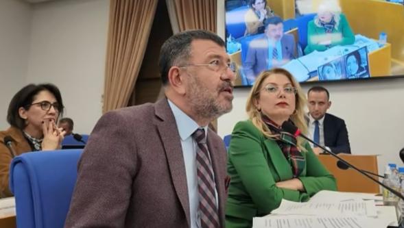 Milletvekili Ağbaba, Malatyaspor ve deprem bölgesindeki takımlara destek istedi!