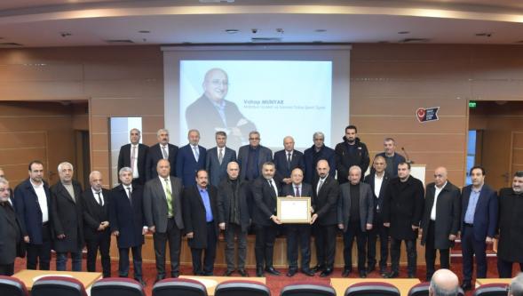 Malatya TSO'dan Vahap Munyar'a “Şeref Üyeliği Beratı”