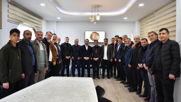 Milletvekili Abdurrahman Babacan 13 muhtarın talebini dinledi