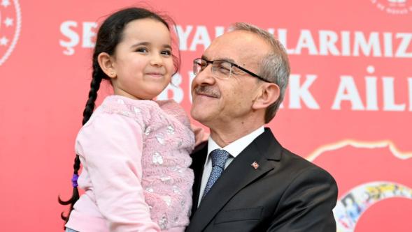 Vali Yavuz, şehit aileleri, gazi ve gazi yakınlarıyla iftarda bir araya geldi
